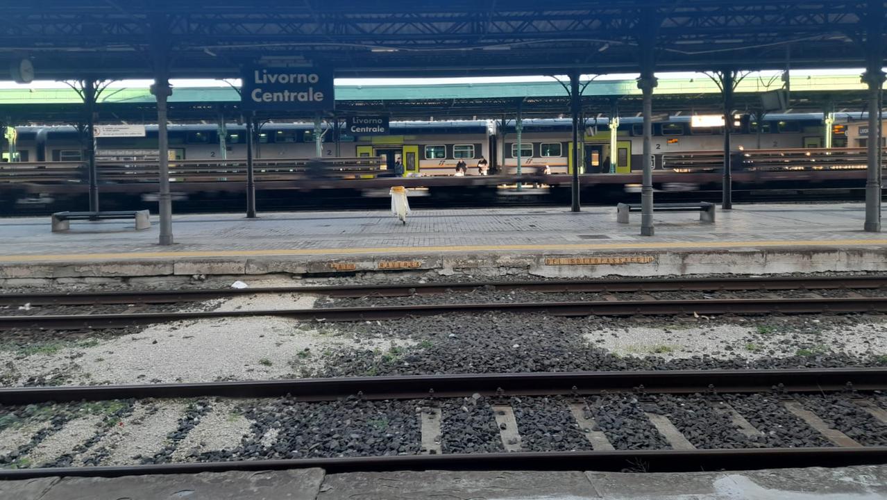 La stazione di Livorno centrale (foto d'archivio)