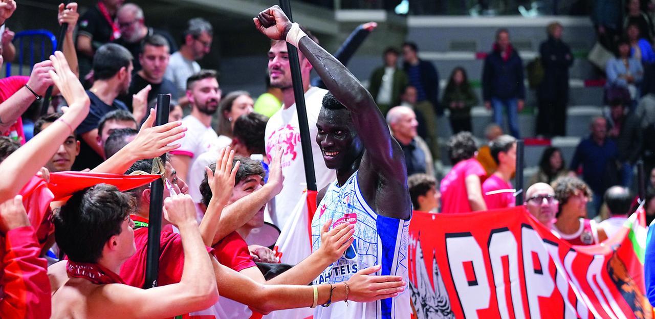 Momo Faye: «L’NBA? Ora la mia priorità è Reggio»