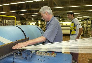 Firmato il nuovo contratto nazionale di lavoro per il settore tessile