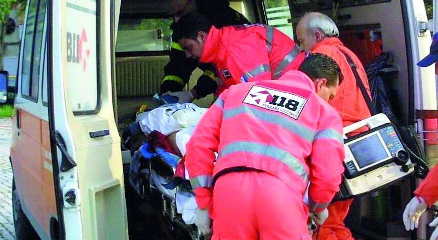 Scontro tra un’auto e una bicicletta a San Felice. Gravissima una ciclista di 86 anni