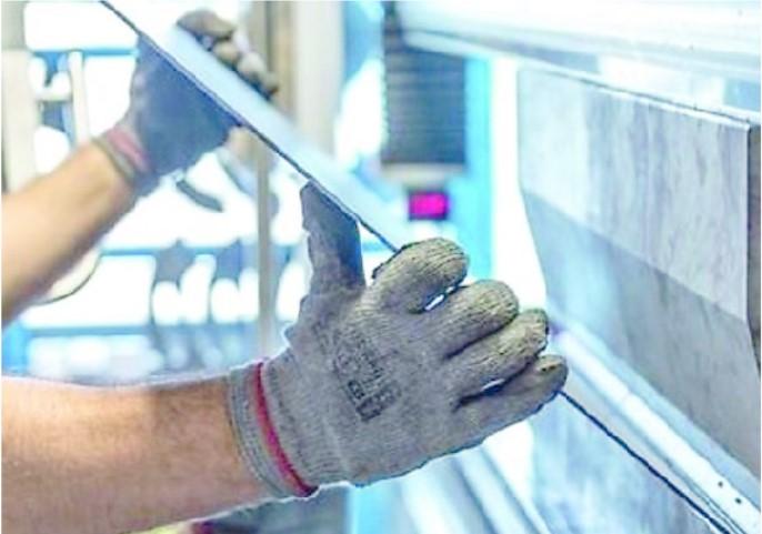 «La cassa integrazione non si ferma. Per i lavoratori stipendi al -40%»