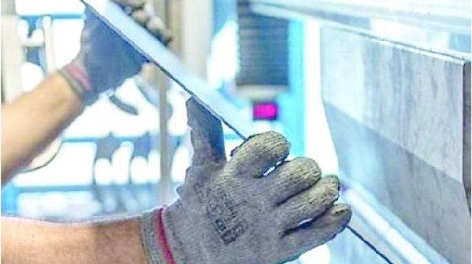 «La cassa integrazione non si ferma. Per i lavoratori stipendi al -40%»