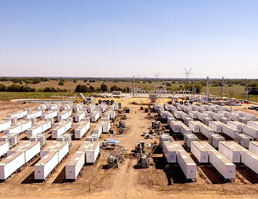 San Damaso, il governo non risponde. Via libera a 160 container-batteria