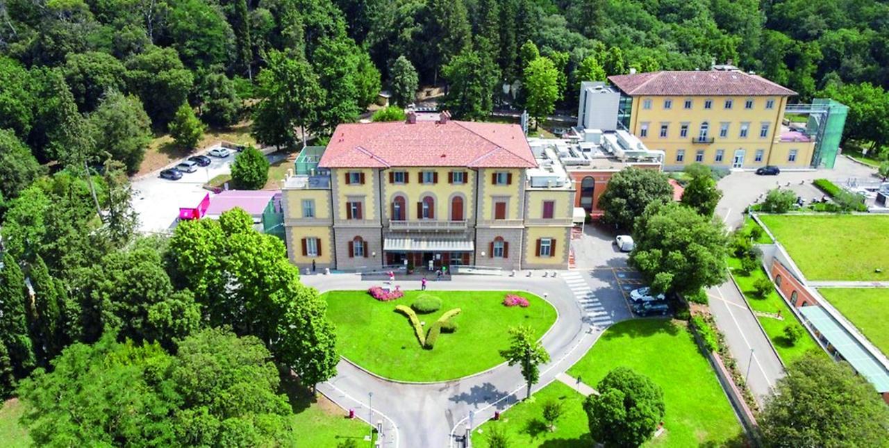 
	Un veduta dall'alto della clinica Villa Fiorita


