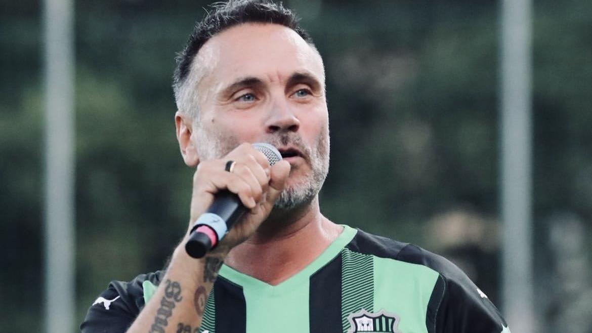 Nek canterà l'inno Neroverdi al Mapei