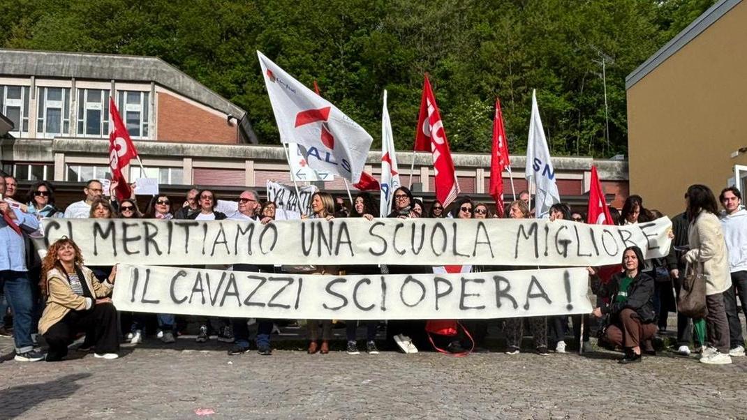 Sciopero record al Cavazzi Sorbelli: protesta il 90% di prof e personale