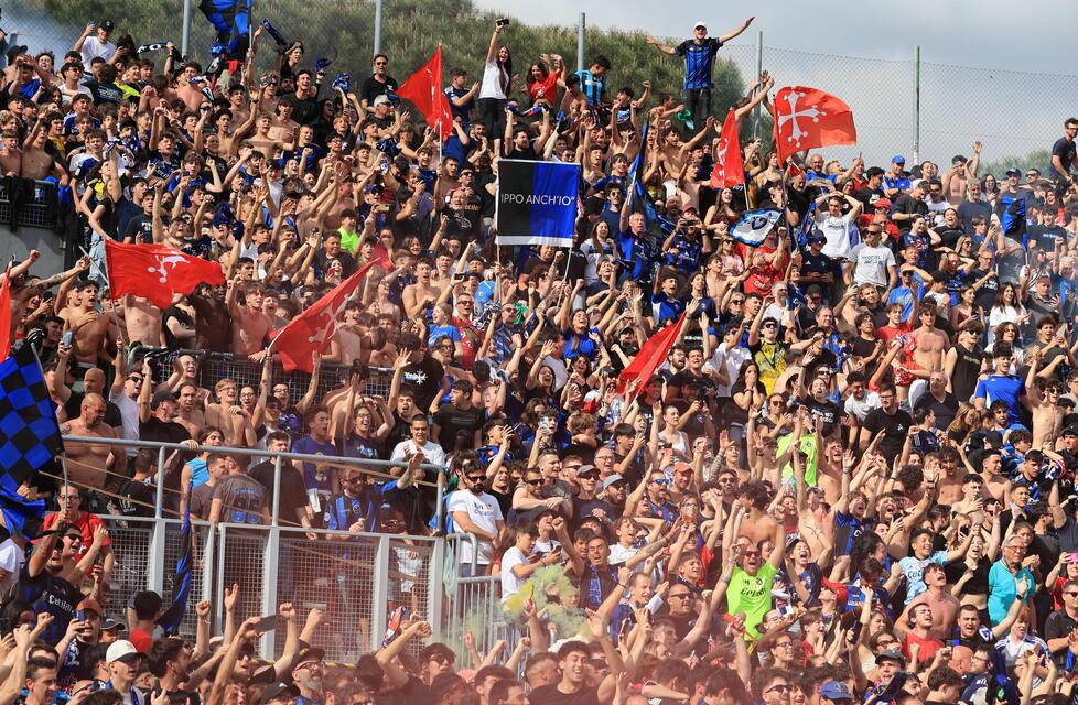 I tifosi all'Arena (foto Stick)