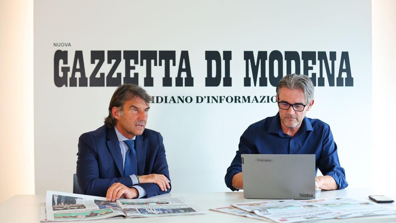 Giovanni Carnevali con il giornalista Stefano Aravecchia