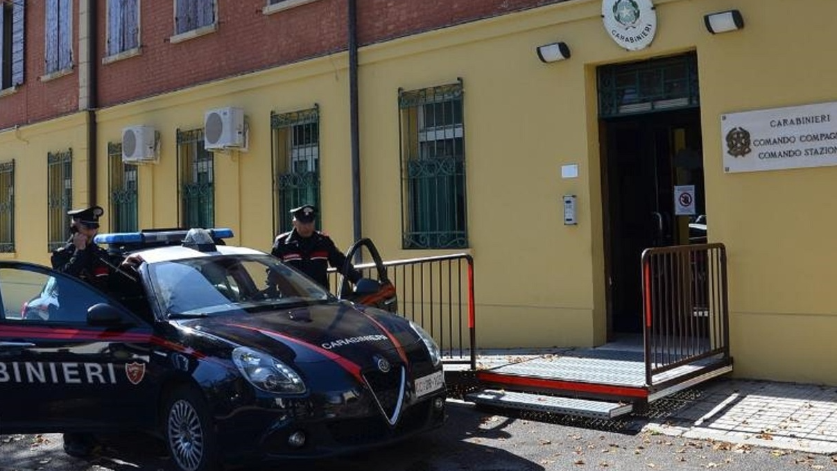 Bastone nascosto nell’auto, ferrarese denunciato a Occhiobello