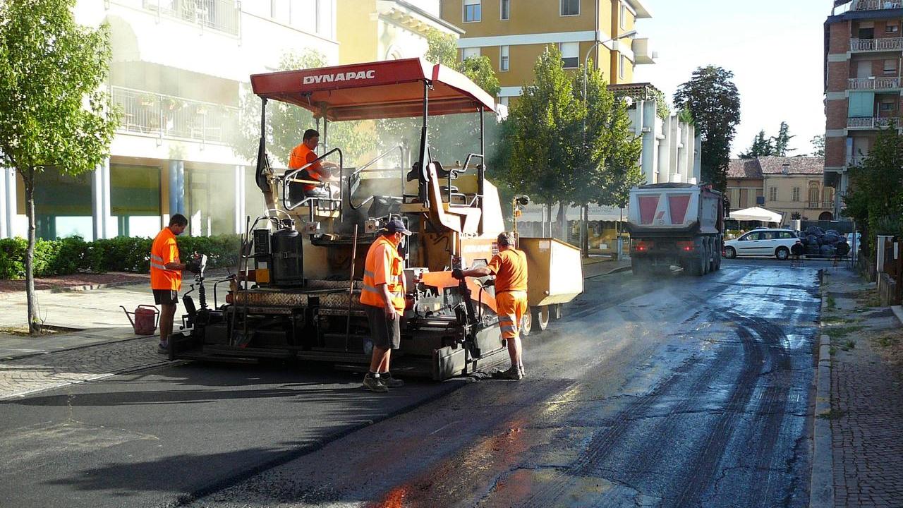 La startup di Reggio Emilia Reviway punta sull’IA per riparare l’asfalto