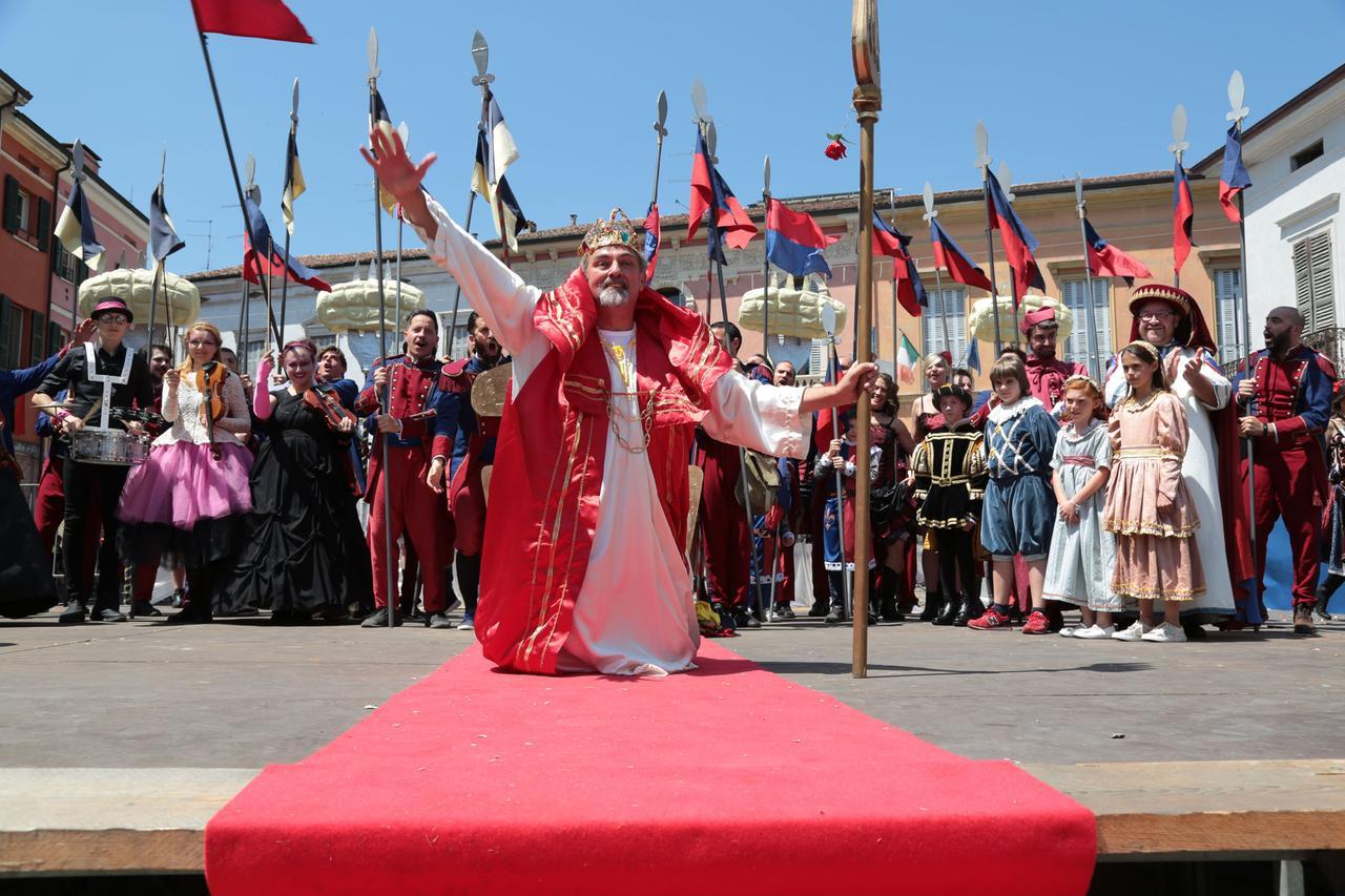A Guastalla è tempo di Gnoccata: elezione del Re, corteo e gnocchi per tutti