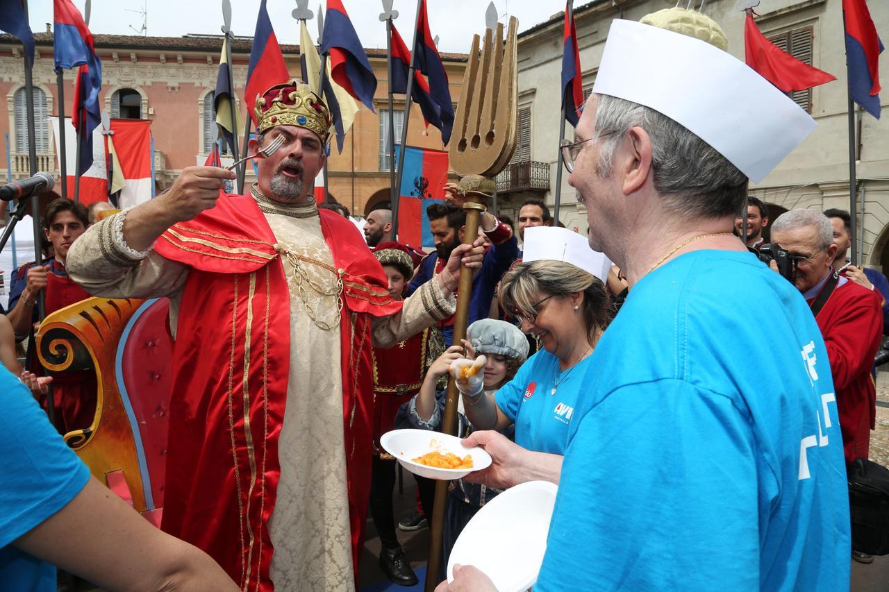 Guastalla al voto per il nuovo Re degli gnocchi: ecco chi sono i candidati