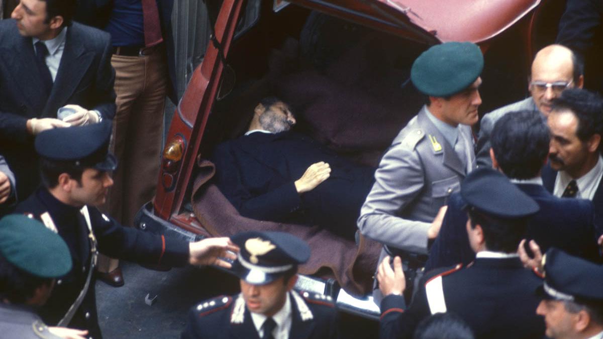 Aldo Moro poteva essere liberato: indizi e messaggi dalla prigionia