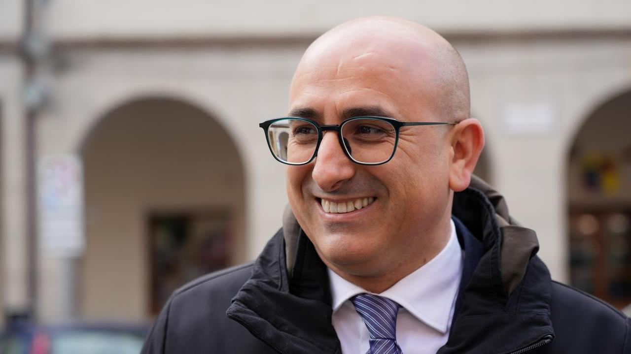 Emiliano Fenu, candidato sindaco del Campo largo per le elezioni amministrative di Nuoro