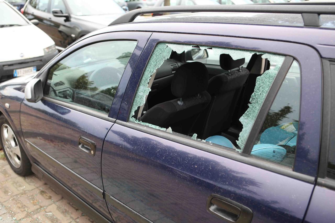 Auto vandalizzate: il Comune stanzia un fondo. Ecco come ottenere il risarcimento