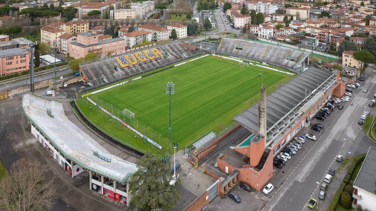 Maxi schermo per la Lucchese in trasferta