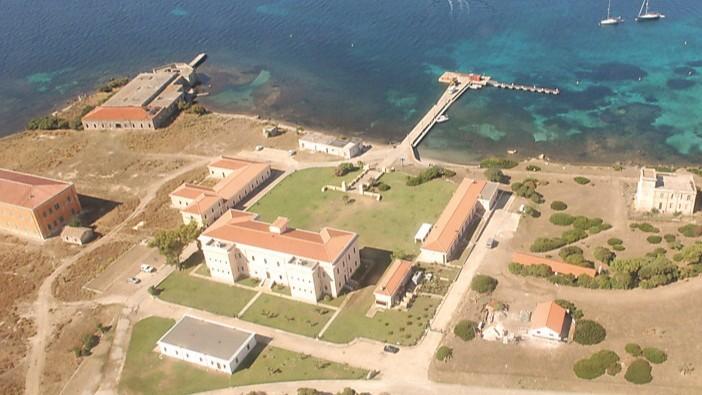 Nell’isola ci sono cinque luoghi da favola: il Demanio cerca investitori privati