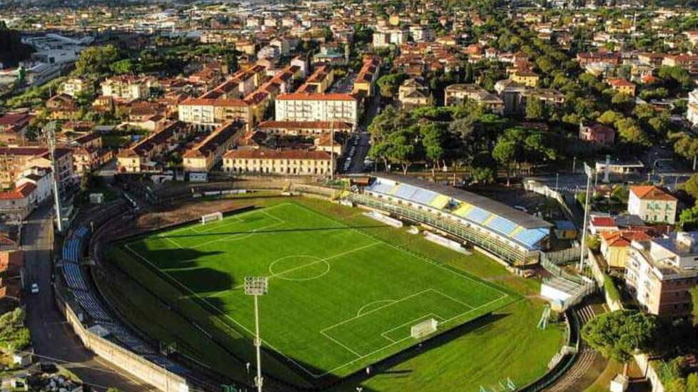 Lo stadio di Carrara