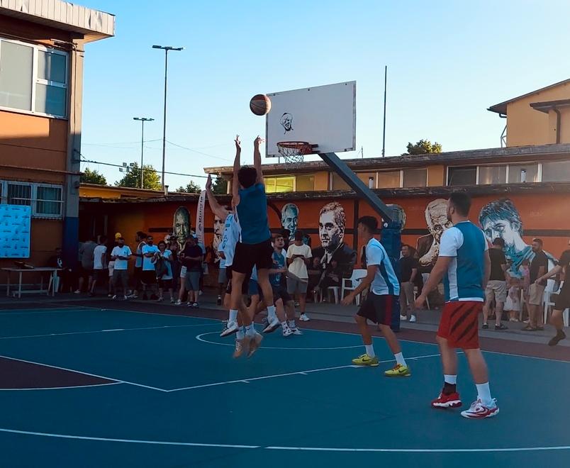 Montecatini, un defibrillatore nel playground donato grazie all’evento Ridi Robbe