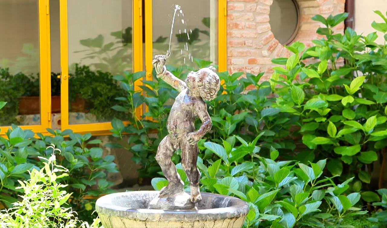 Ferrara, i giardini segreti si scoprono con Interno Verde