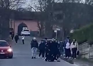 Troppi ragazzi in giro con coltelli a Pavullo. La rapina del parco non è isolata