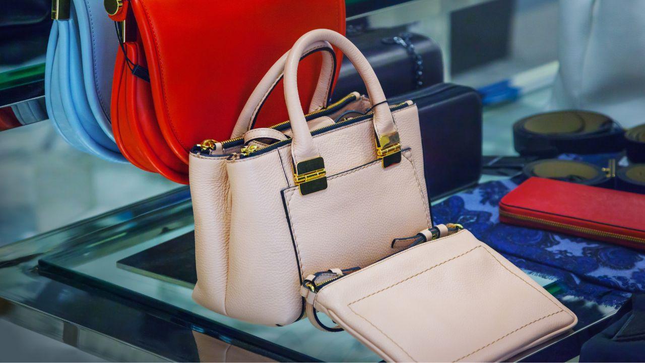 La donna è stata scoperta dal sindaco