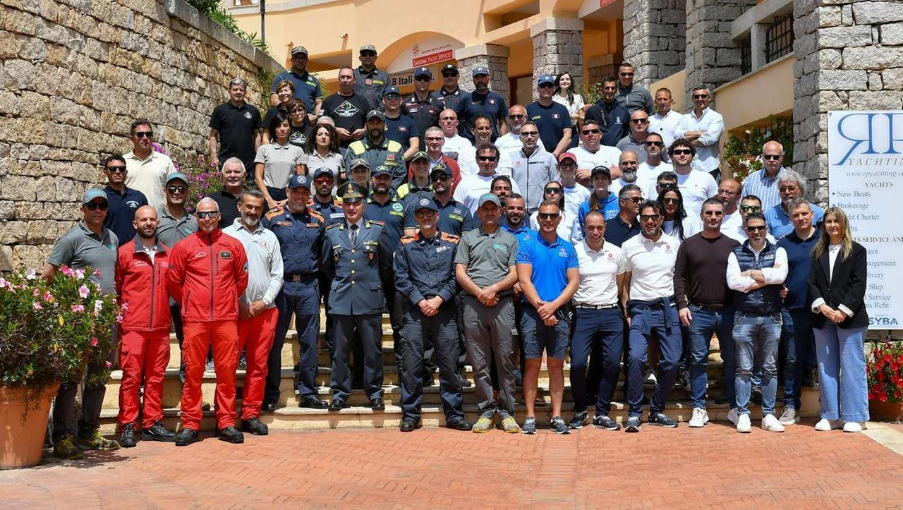 Porto Cervo, puliti i fondali della Marina nuova e del porto vecchio