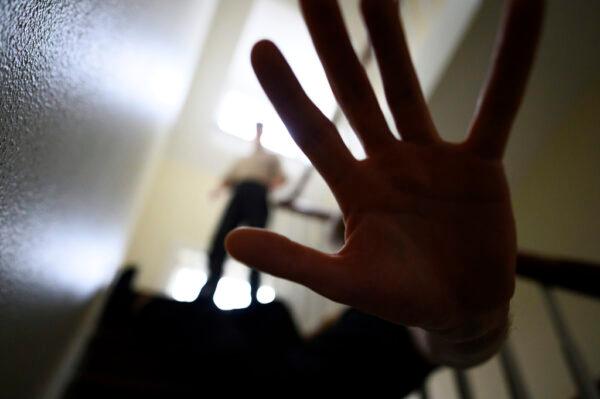 
	La donna &egrave; stata sequestrata per 2 giorni

