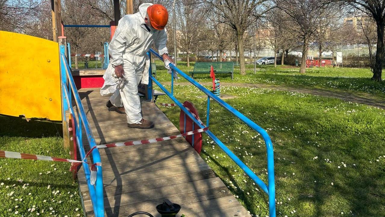 Incendio Inalca, nuova chiusura del parco: c’è ancora dell’amianto