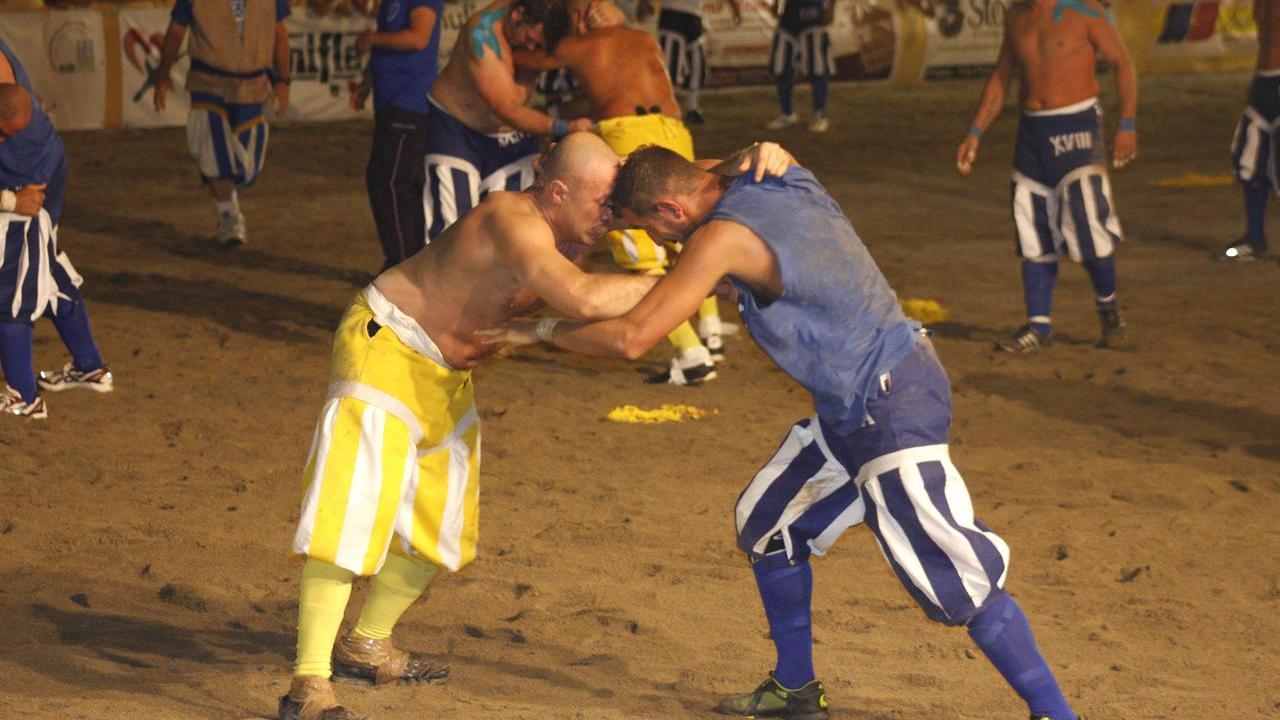 Prato, la Palla Grossa torna in piazza Mercatale