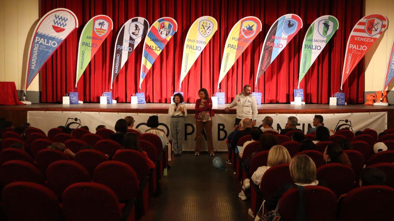 Livorno, gli studenti e il viaggio nella storia e nelle tradizioni remiere