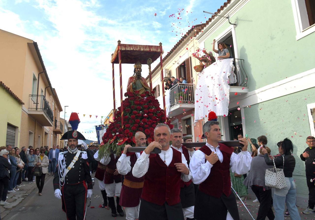 Olbia, al via la festa di San Simplicio: si parte con i fuochi d’artificio