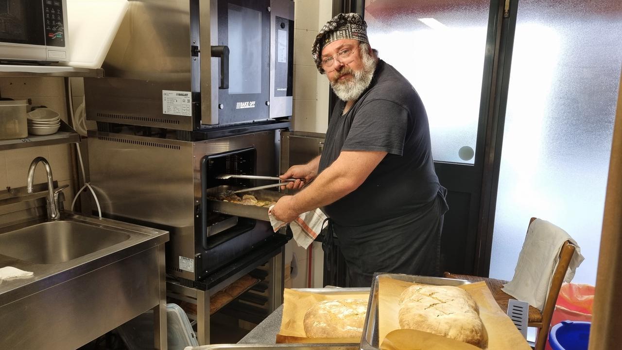 Ristorazione a Ferrara, lo chef: «Cuochi introvabili, i giovani vogliono la sera libera»