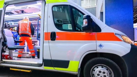 La neomamma ha partorito in ambulanza