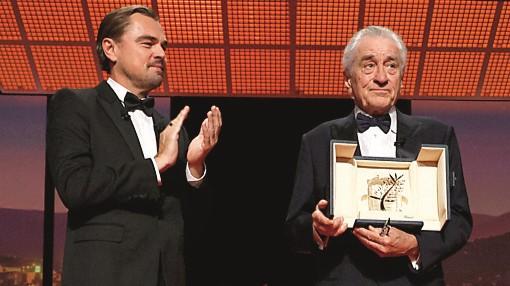 Festival di Cannes, Robert De Niro subito protagonista: palma d’oro alla carriera e attacco a Trump