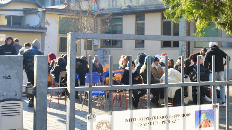 Cosa Nostra a scuola: bidello licenziato dopo la condanna