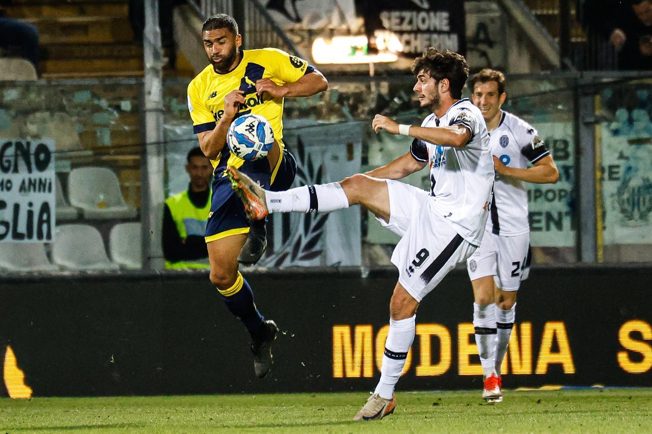 Modena-Cesena 0-1: si chiude tra i fischi la stagione dei gialli
