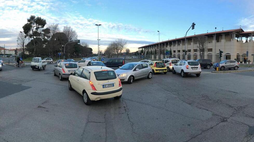 L’incrocio tra il viale della Libertà, il viale Boccaccio, via dell’Ardenza e il viale Nazario Sauro