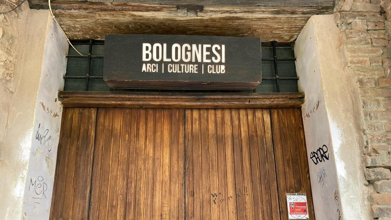 Ferrara, firme pro Arci Bolognesi. Ma una vicina protesta: «Rumore e sporco»