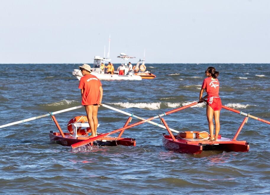 Bagnini in postazione. Anche ai Lidi di Comacchio sabato riparte il servizio di salvataggio
