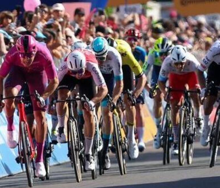 Giro d’Italia a Pisa, croce e delizia: cambia la viabilità in tutta la città<br>
