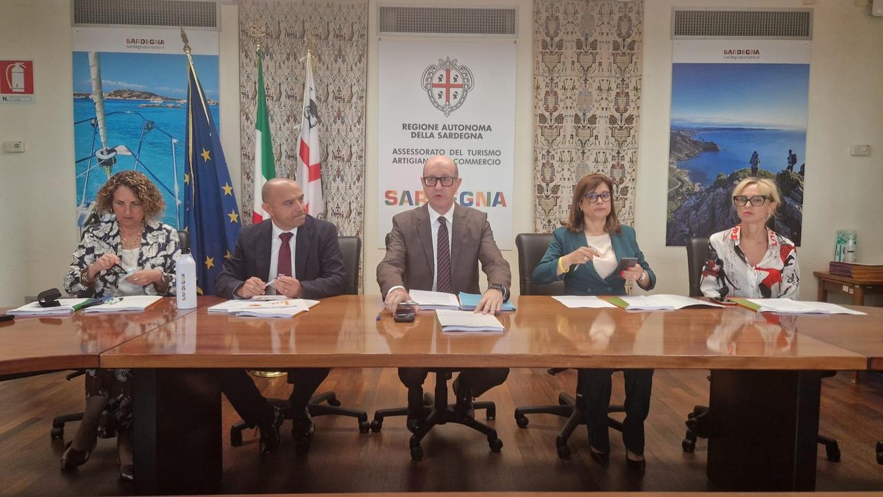 La conferenza stampa sul turismo (foto di Mario Rosas)