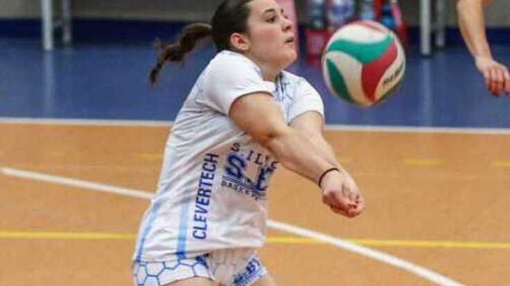 Isabel Chiara Simonazzi quando la passione per il volley ti vede protagonista in due campionati