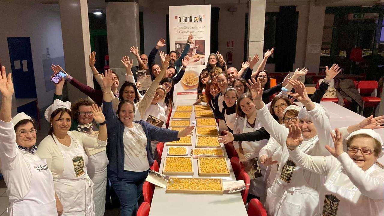 Un gruppo di rezdore dell'associazione La San Nicola di Castelfranco