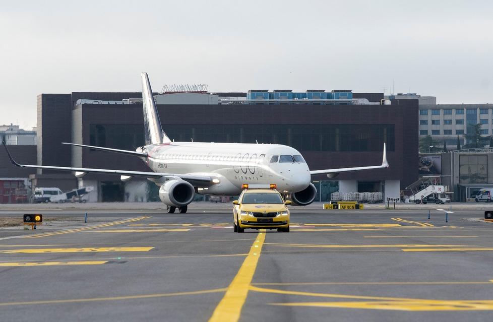 
	Un aereo sull&rsquo;attuale pista di Peretola

