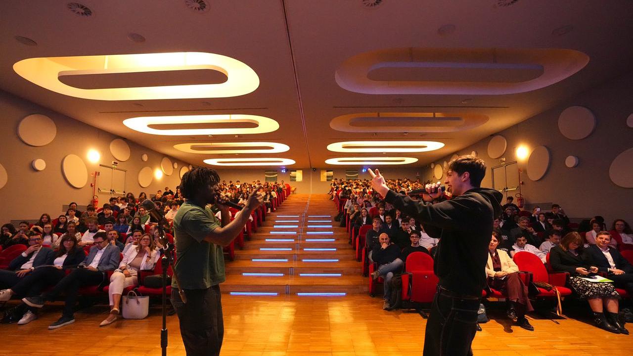 Scuola 2030, in 360 alla festa finale del progetto di giornalismo della Gazzetta