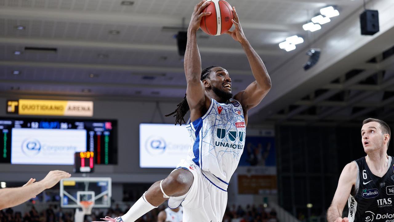 Unahotels all’esame più duro: stasera in campo contro Trapani Shark