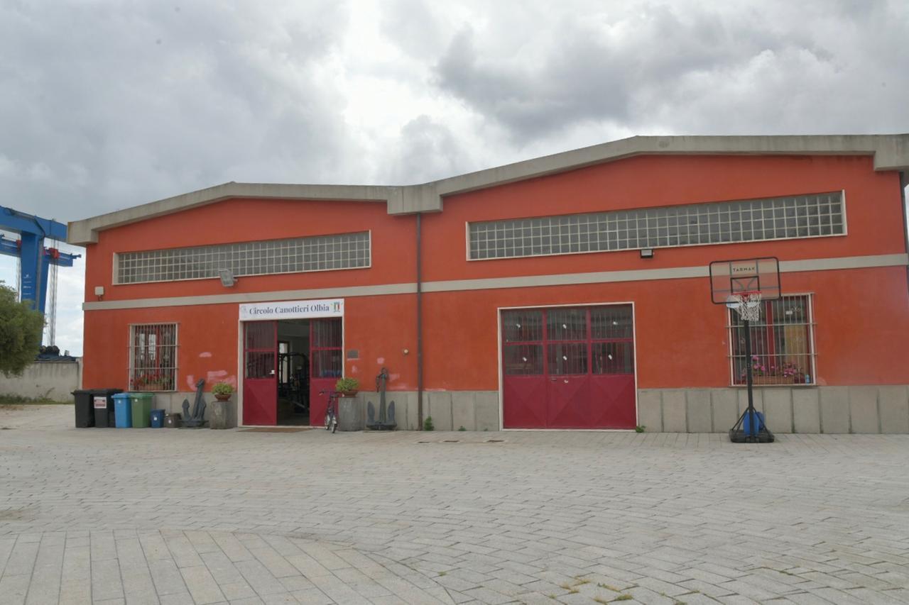 Circolo canottieri “sfrattato”, l’UniOlbia: «La competenza non è nostra»