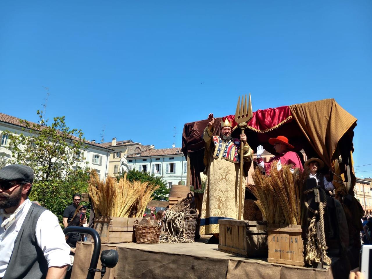 Il nuovo Re Serpo è Maicol Zema: oggi a Guastalla l’abbraccio ai suoi sudditi