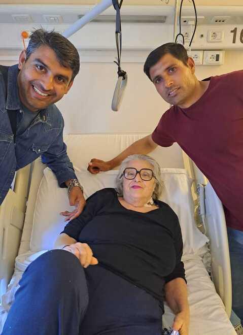 Colpita da aneurisma al bar ad Alberone. Soccorsa da due fratelli pakistani